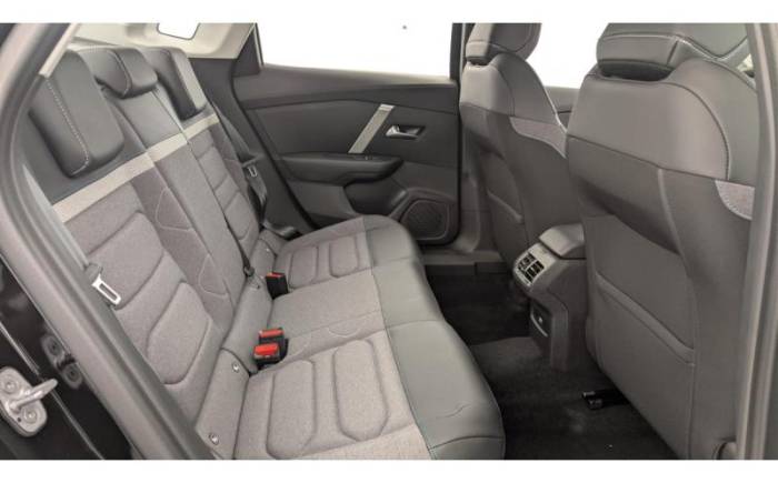 CITROEN C4 X PURETECH 130 S S EAT8 FEEL PACK