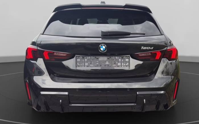 BMW Serie 1 f70 120d 163 ch dkg7 m sport