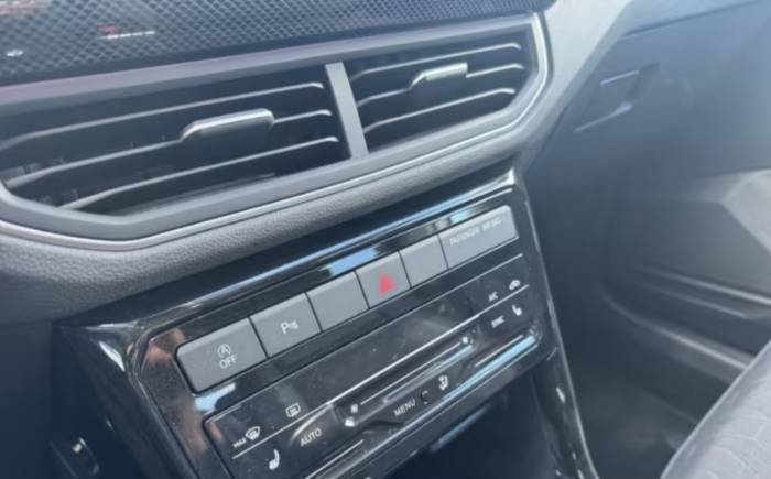 VOLKSWAGEN T-CROSS 1.0 tsi 116 start