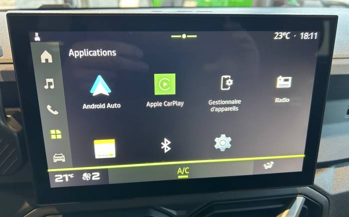 DACIA DUSTER Hybrid 140 journey *** promotion du mois ***
