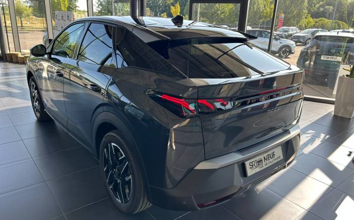 PEUGEOT 3008 Hybrid 145 e-dcs6 gt *** toit panoramique ouvrant et alcantara ***
