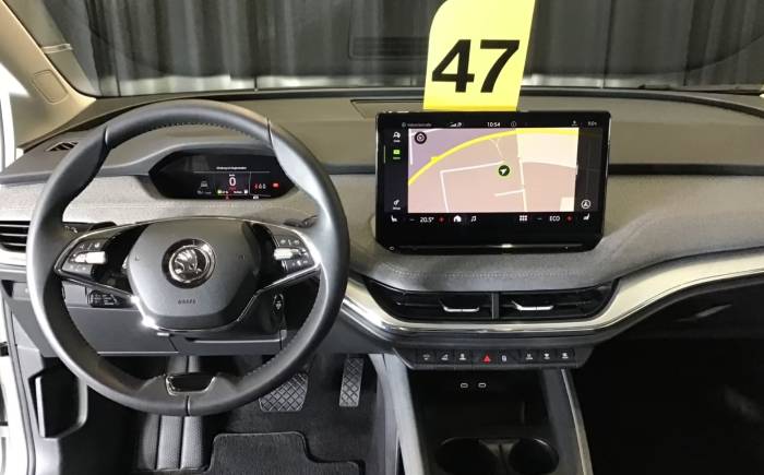 SKODA Enyaq Iv 60 - 5p loft