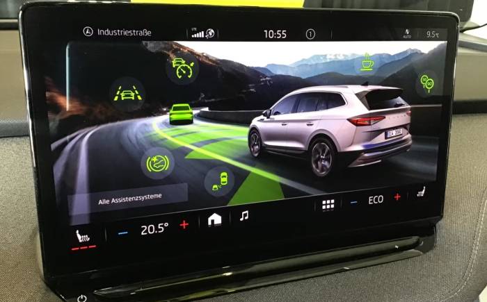 SKODA Enyaq Iv 60 - 5p loft
