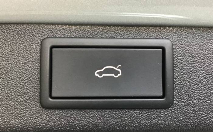 SKODA Enyaq Iv 60 - 5p loft