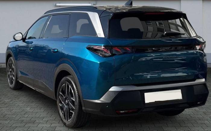 PEUGEOT 5008 Hybrid 145 ch e-dcs6 gt