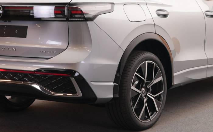 VOLKSWAGEN TIGUAN 1.5 ehybrid 272ch dsg6 r-line