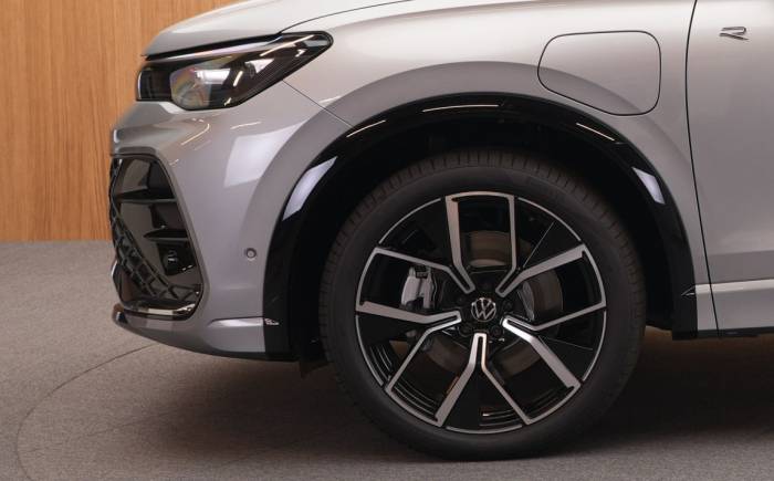 VOLKSWAGEN TIGUAN 1.5 ehybrid 272ch dsg6 r-line
