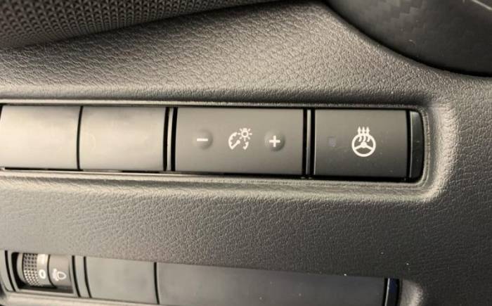 NISSAN JUKE HYBRID 143 N-CONNECTA