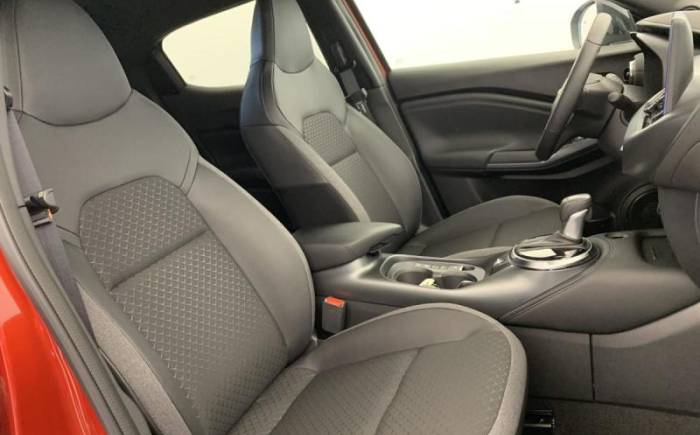 NISSAN JUKE HYBRID 143 N-CONNECTA