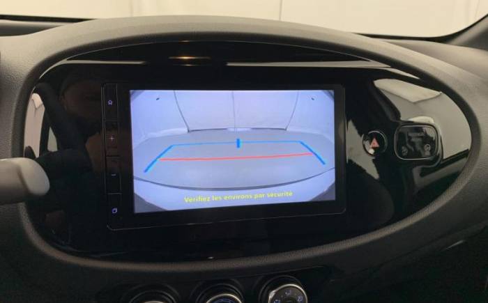 TOYOTA Aygo x 1.0 VVT-I 72 S-CVT DYNAMIC