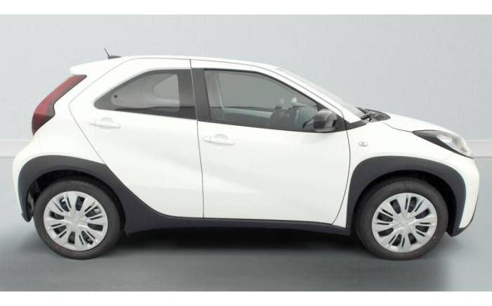 TOYOTA Aygo x 1.0 VVT-I 72 S-CVT DYNAMIC