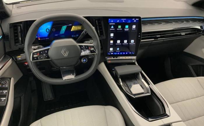 RENAULT ESPACE VI ESPACE FULL HYBRID E-TECH 200 CH 7PL ICONIC
