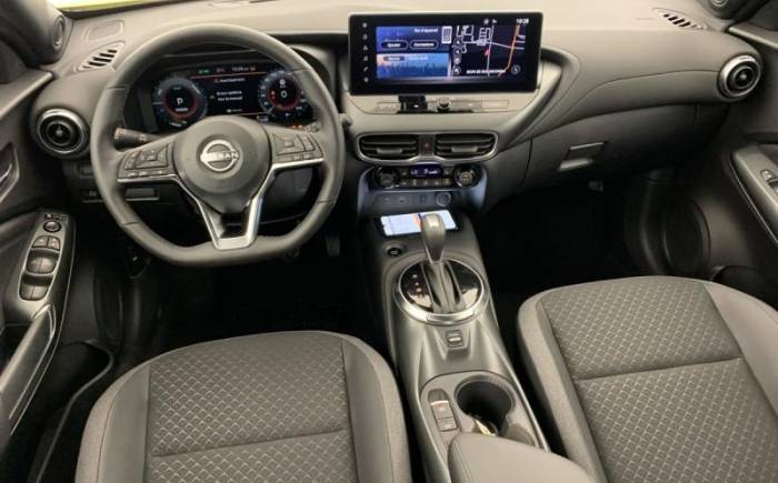 NISSAN JUKE HYBRID 143 N-CONNECTA