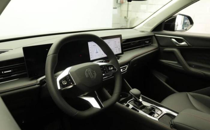 MG EHS 1.5 HYBRID+ 224 CH LUXURY