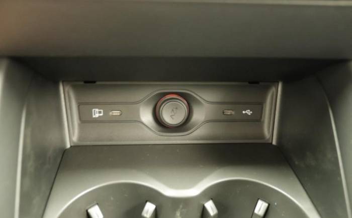MG EHS 1.5 HYBRID+ 224 CH LUXURY