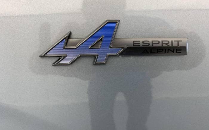 RENAULT ESPACE VI ESPACE FULL HYBRID E-TECH 200 CH 7PL ESPRIT ALPINE