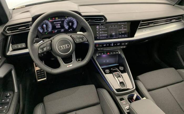 AUDI A3 SPORTBACK 45 tfsi e hybride rechargeable 272 s tronic 6 s line