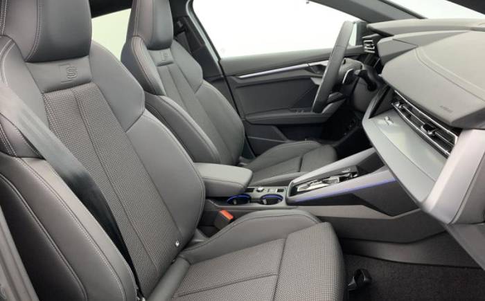 AUDI A3 SPORTBACK 45 tfsi e hybride rechargeable 272 s tronic 6 s line
