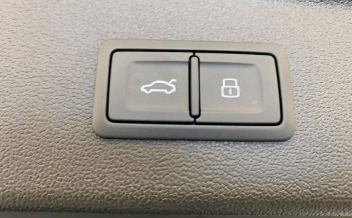 AUDI A3 SPORTBACK 45 tfsi e hybride rechargeable 272 s tronic 6 s line