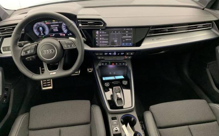 AUDI A3 SPORTBACK 45 tfsi e hybride rechargeable 272 s tronic 6 s line