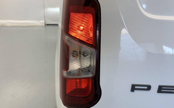 PEUGEOT PARTNER FOURGON PARTNER FGN DIESEL 100 CH M MANUELLE