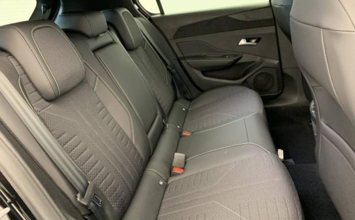 PEUGEOT 308 NOUVELLE HYBRID 145 E-DCS6 GT
