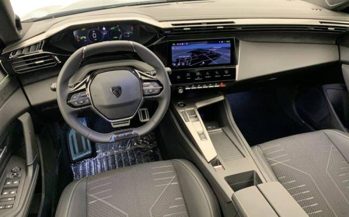 PEUGEOT 308 NOUVELLE HYBRID 145 E-DCS6 GT