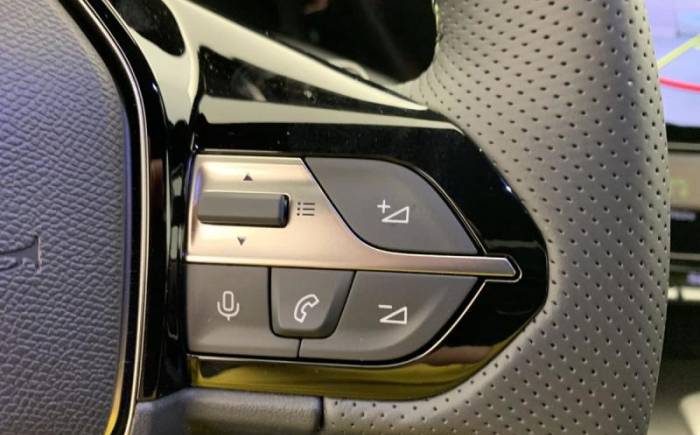 PEUGEOT 308 NOUVELLE HYBRID 145 E-DCS6 GT