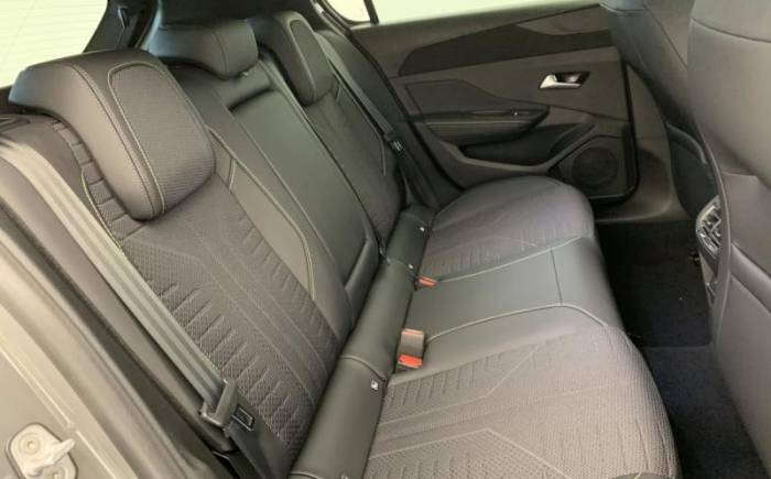 PEUGEOT 308 NOUVELLE HYBRID 145 E-DCS6 GT
