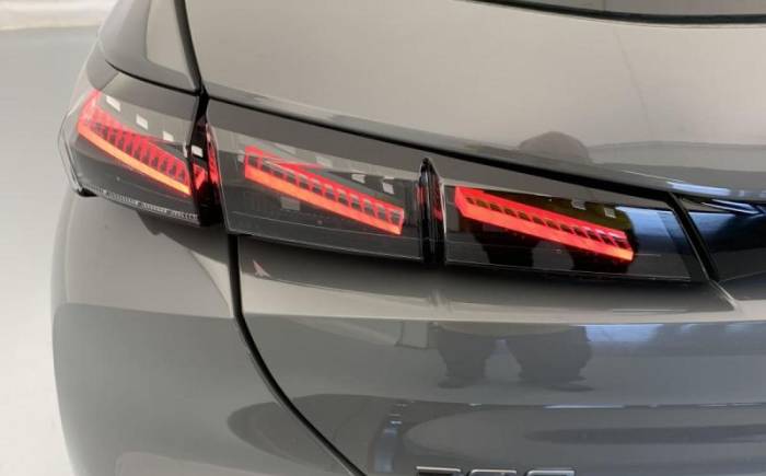 PEUGEOT 308 NOUVELLE HYBRID 145 E-DCS6 GT