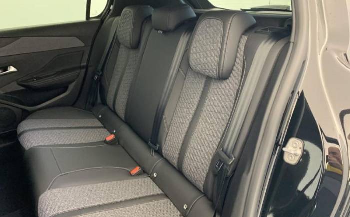 PEUGEOT 308 NOUVELLE HYBRID 145 E-DCS6 ALLURE