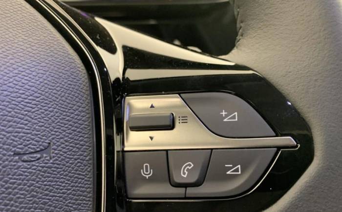PEUGEOT 308 NOUVELLE HYBRID 145 E-DCS6 ALLURE