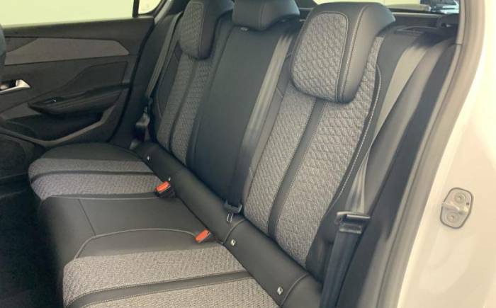 PEUGEOT 308 NOUVELLE HYBRID 145 E-DCS6 ALLURE