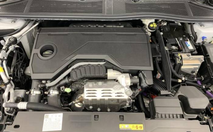 PEUGEOT 308 NOUVELLE HYBRID 145 E-DCS6 ALLURE
