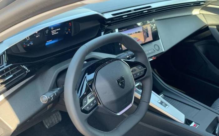 PEUGEOT 308 NOUVELLE HYBRID 145 E-DCS6 ALLURE