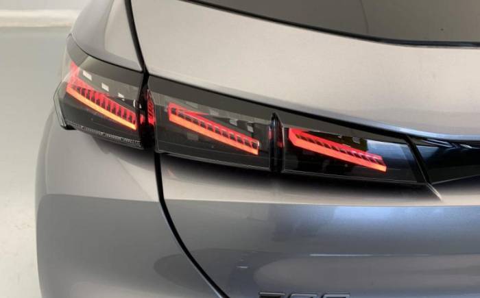 PEUGEOT 308 NOUVELLE HYBRID 145 E-DCS6 ALLURE