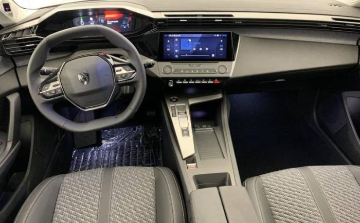 PEUGEOT 308 NOUVELLE HYBRID 145 E-DCS6 ALLURE