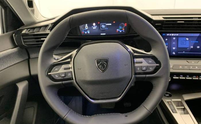 PEUGEOT 308 NOUVELLE HYBRID 145 E-DCS6 ALLURE