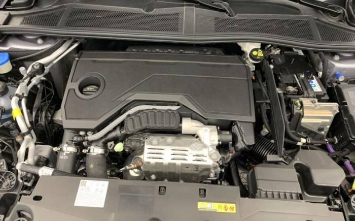PEUGEOT 308 NOUVELLE HYBRID 145 E-DCS6 ALLURE