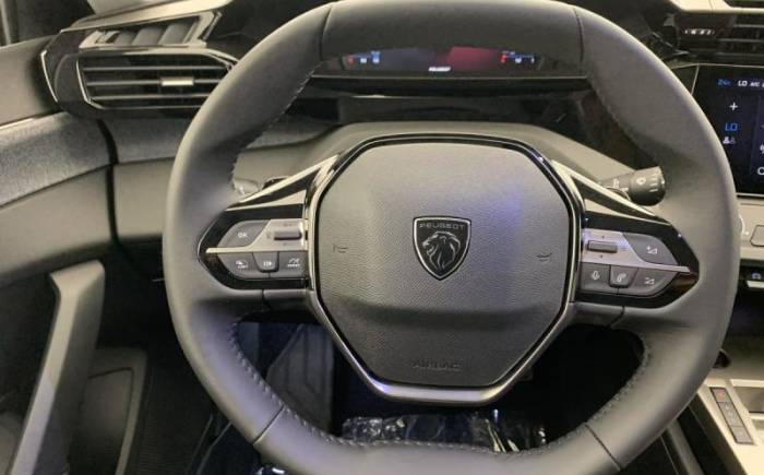 PEUGEOT 308 NOUVELLE HYBRID 145 E-DCS6 ALLURE