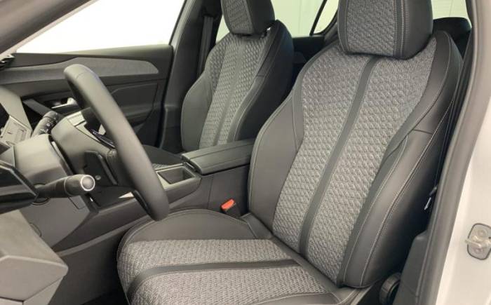 PEUGEOT 308 NOUVELLE HYBRID 145 E-DCS6 ALLURE