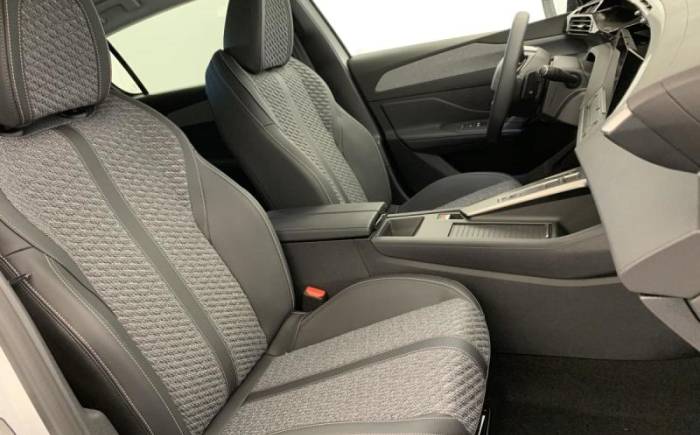PEUGEOT 308 NOUVELLE HYBRID 145 E-DCS6 ALLURE