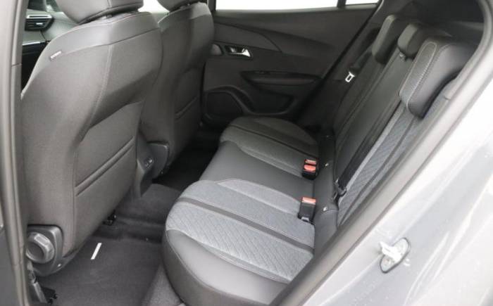 PEUGEOT 2008 TURBO 100 CH BVM6 ALLURE