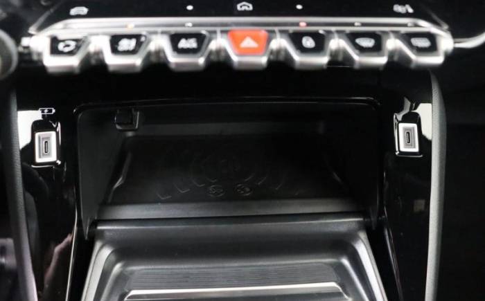 PEUGEOT 2008 TURBO 100 CH BVM6 ALLURE
