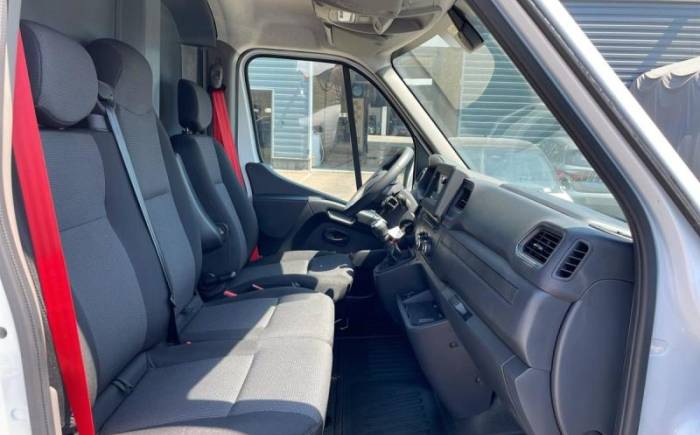 RENAULT Master fourgon frigo TRAC F3500 L2H2 BLUE DCI 145 CONFORT