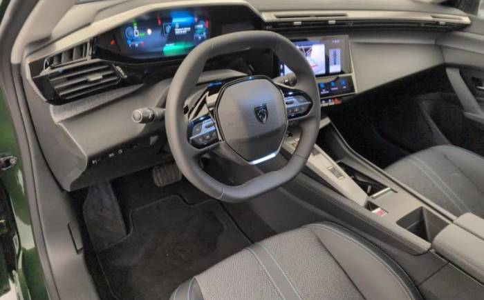 PEUGEOT 308 PHEV 180 E-EAT8 ALLURE PACK