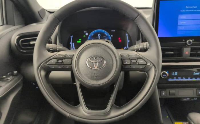 TOYOTA YARIS CROSS HYBRIDE 130H 2WD DESIGN