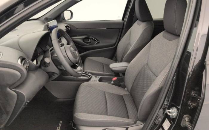 TOYOTA YARIS CROSS HYBRIDE 130H 2WD DESIGN