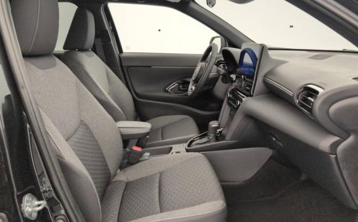 TOYOTA YARIS CROSS HYBRIDE 130H 2WD DESIGN