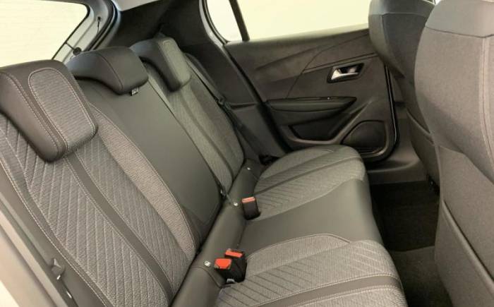 PEUGEOT 208 HYBRID 110 CH E-DCS6 ALLURE
